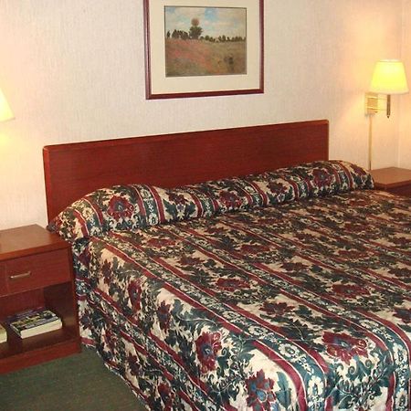 Fairborn Hotel And Inn Ngoại thất bức ảnh