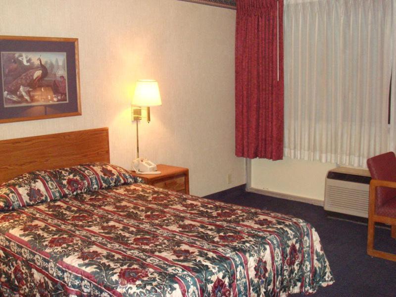 Fairborn Hotel And Inn Phòng bức ảnh
